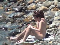 Nu2061# Naked girls filled the whole beach. The camera barely has time to follow all. But we try not