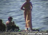 Nu255# Voyeur video from nude beach