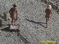 Nu830# Voyeur video from nude beach