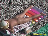 Nu833# Voyeur video from nude beach