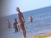 Nu768# Voyeur video from nude beach
