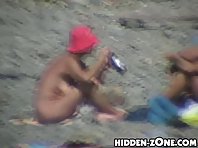 Nu254# Voyeur video from nude beach