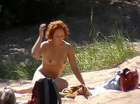Nu939# Voyeur video from nude beach